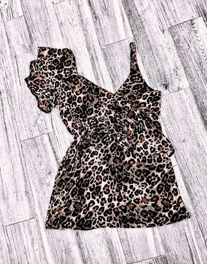 VESTIDO CON VUELO ANIMAL PRINT ART1