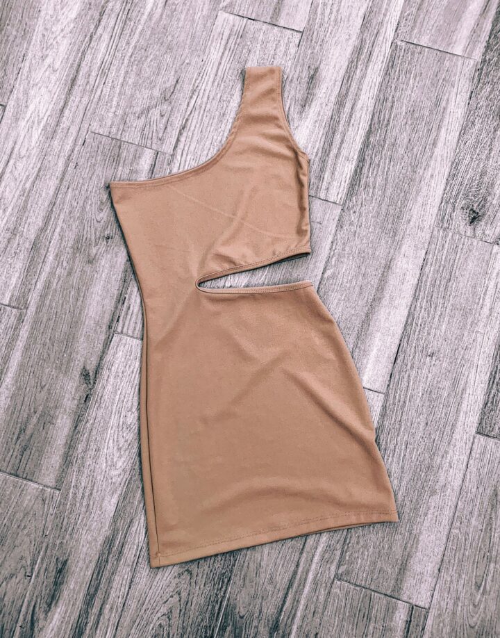VESTIDO OPEN CREPE - BEIGE