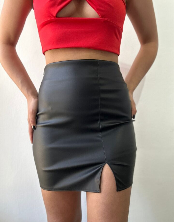 MINI ENGOMADA CON TAJO - NEGRO