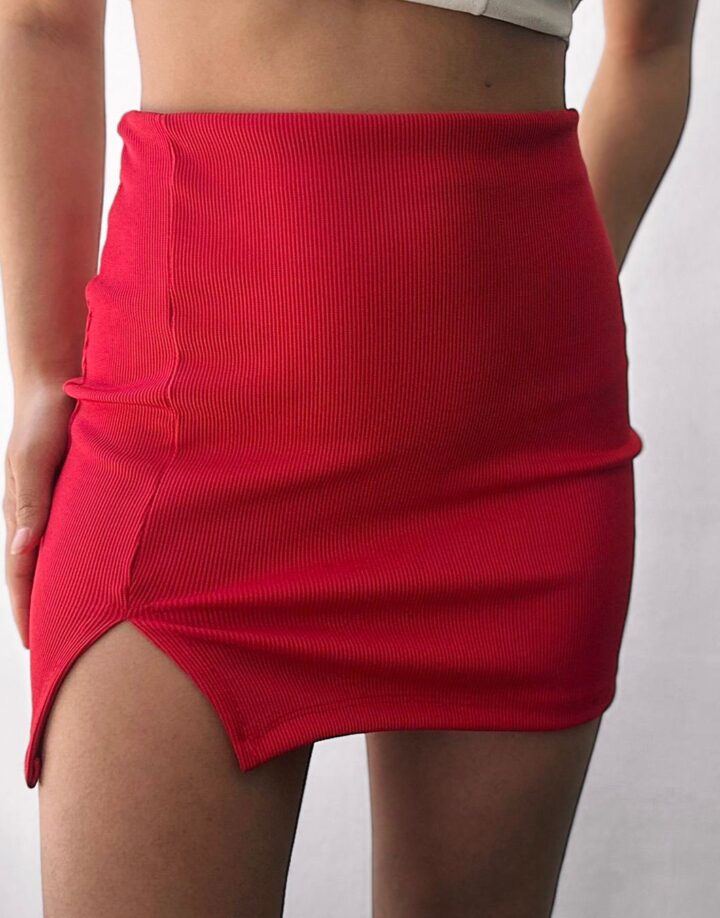 POLLERA MORLEY CON TAJO - ROJA