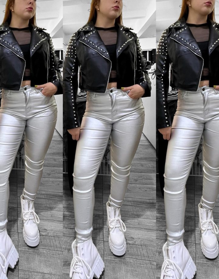 PANTALON CHUPIN ENGOMADO PLATEADO