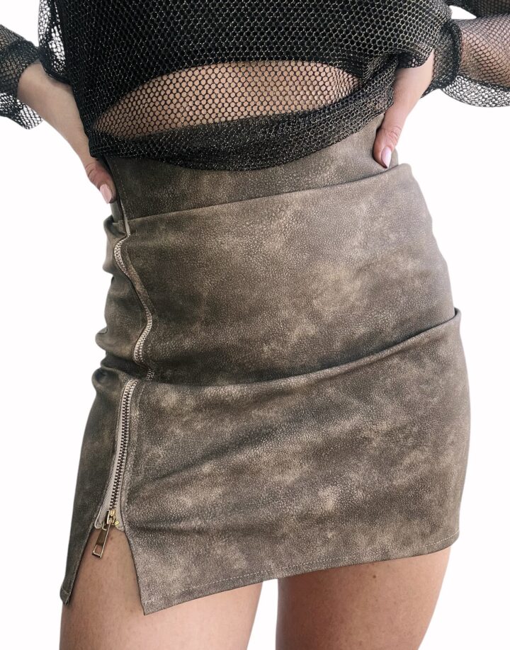 POLLERA VINTAGE CON CIERRE – CHOCO