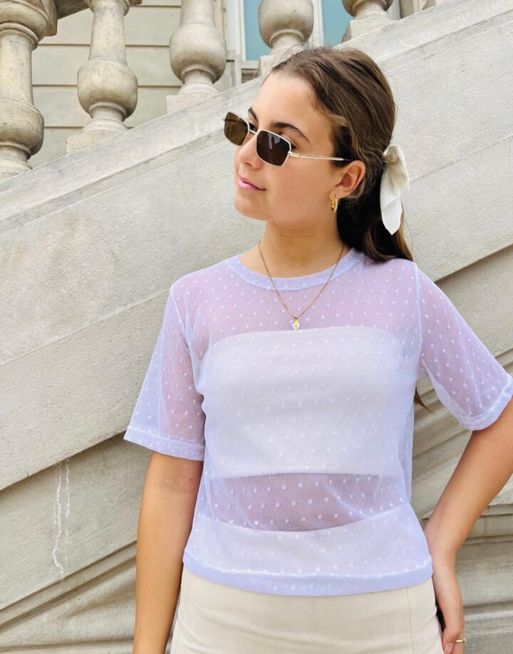 REMERA TULL BLANCA CON LUNARES
