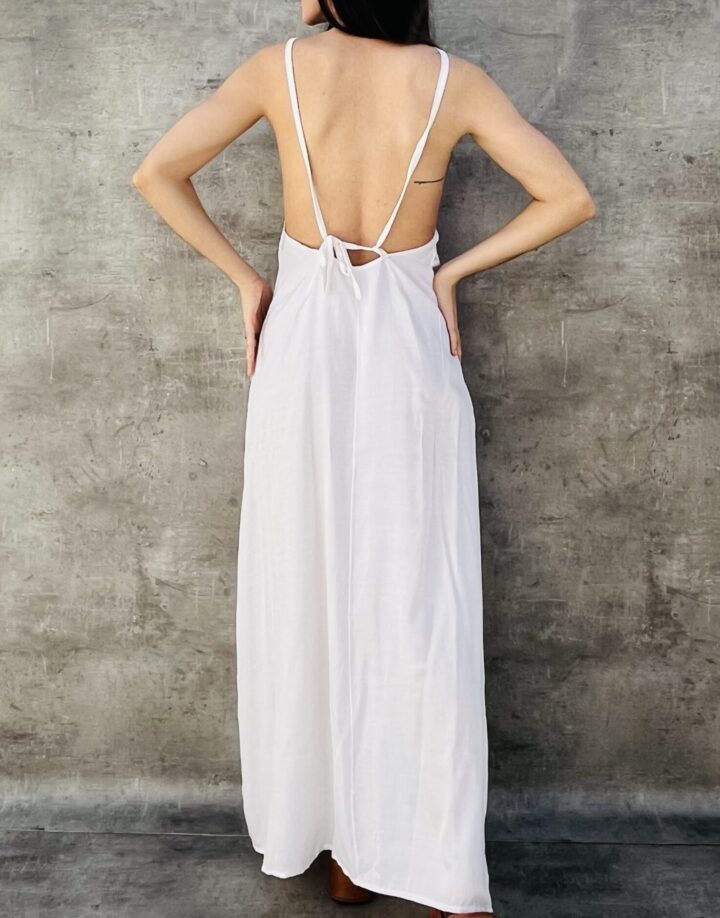 VESTIDO LARGO HALTER • BLANCO