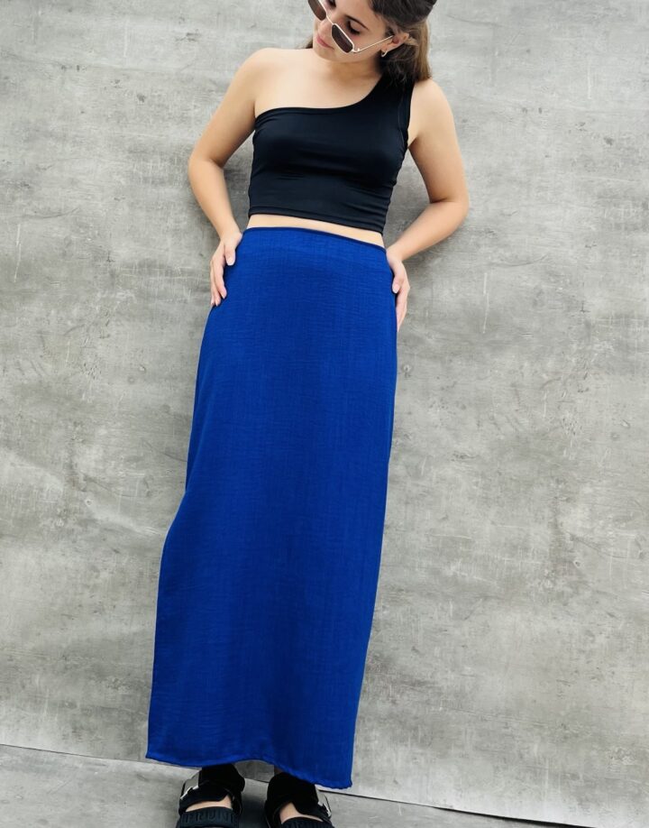 POLLERA LARGA AZUL