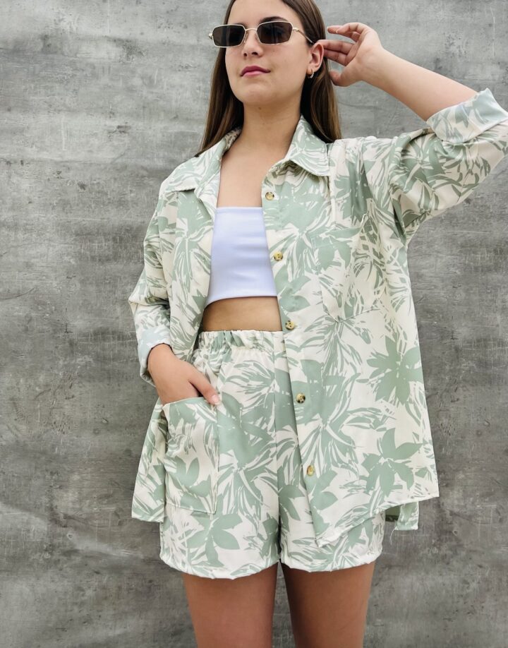 CAMISA FLORES CHICAS VERDE