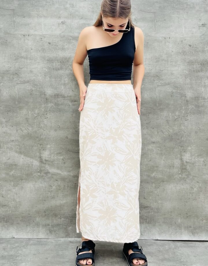 POLLERA LARGA FLORES BEIGE