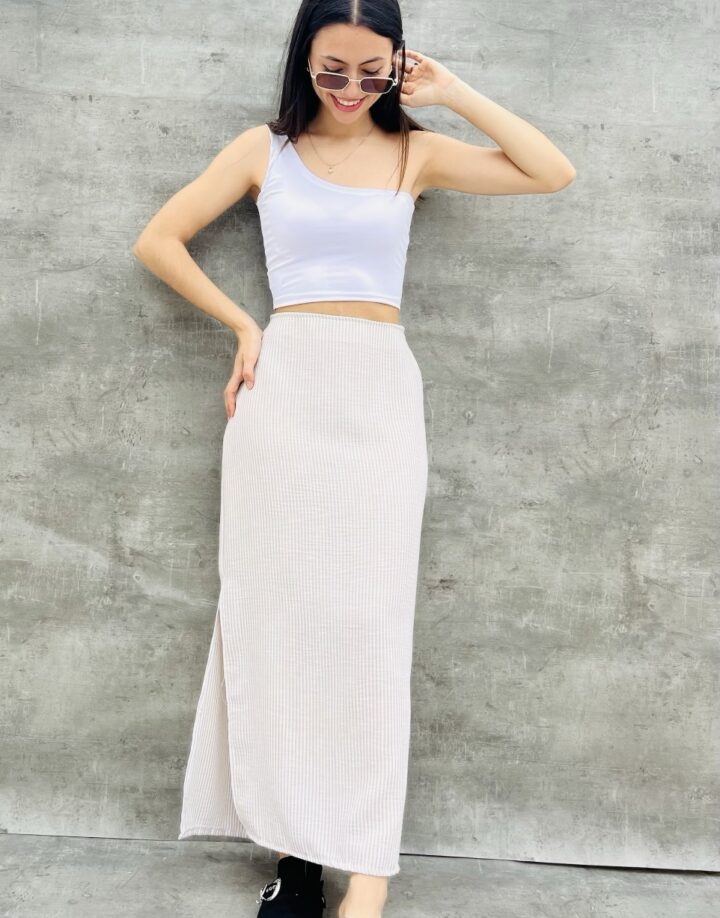 POLLERA LARGA RAYADA BEIGE