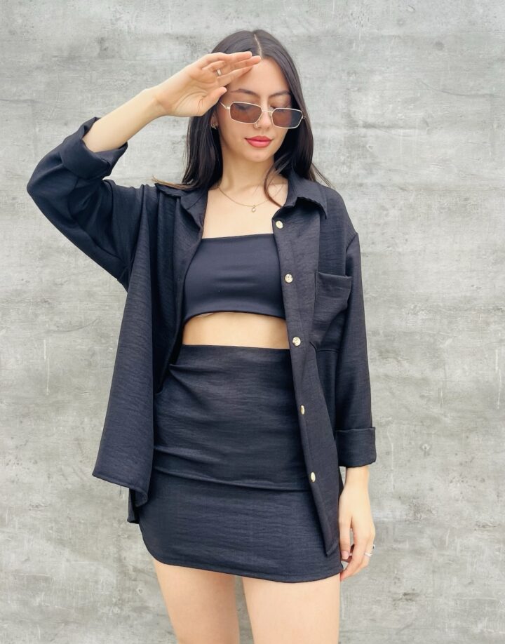 CAMISA NEGRA