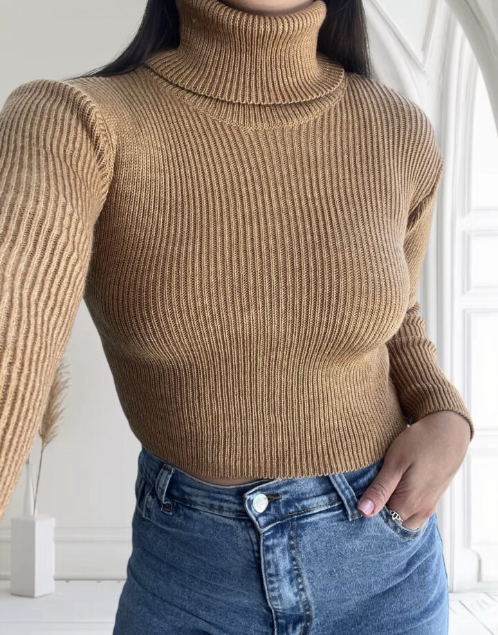 POLERA CROP TEJIDA CAMEL