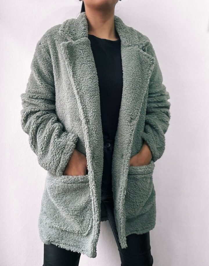 SACON TEDDY CON BOTONES VERDE