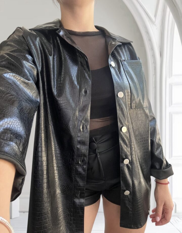 SOBRECAMISA OVER ENGOMADA CROCCO NEGRA