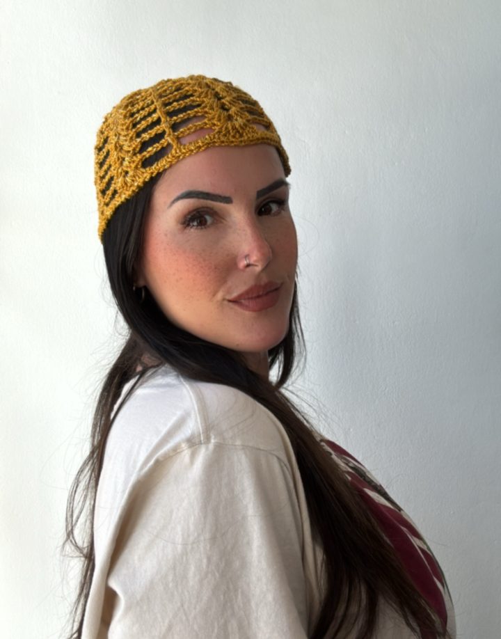 MESH HAT MOSTAZA BRILLOSO
