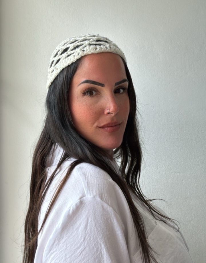 MESH HAT LENTEJUELAS CRUDO