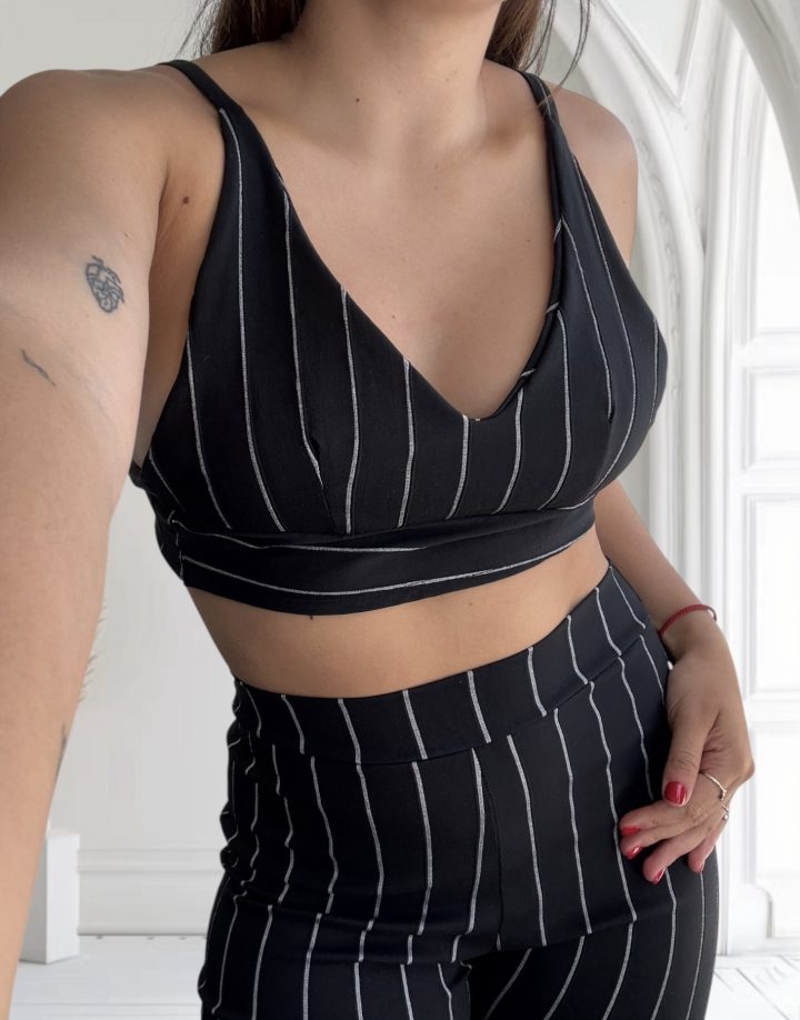 TOP SAONA - NEGRO