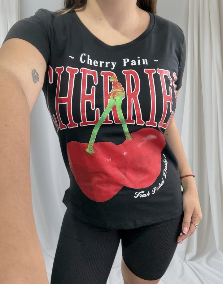 REMERA CHERRY PAIN