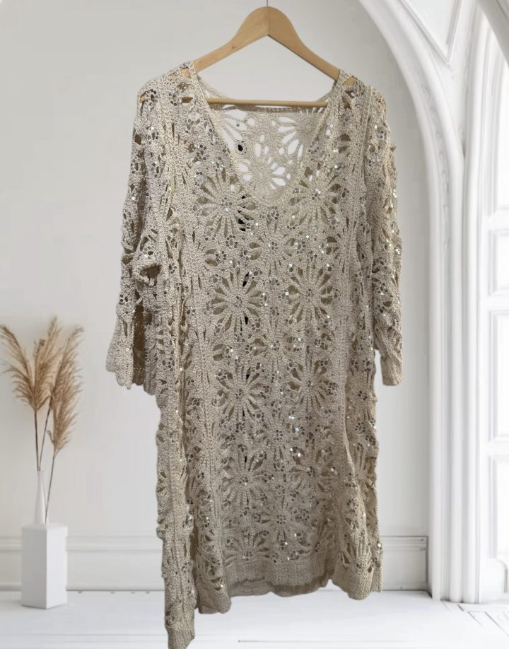 VESTIDO TEJIDO CON LENTEJUELAS - COD 022