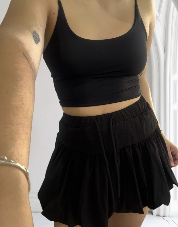 POLLERA GLOBO NEGRO