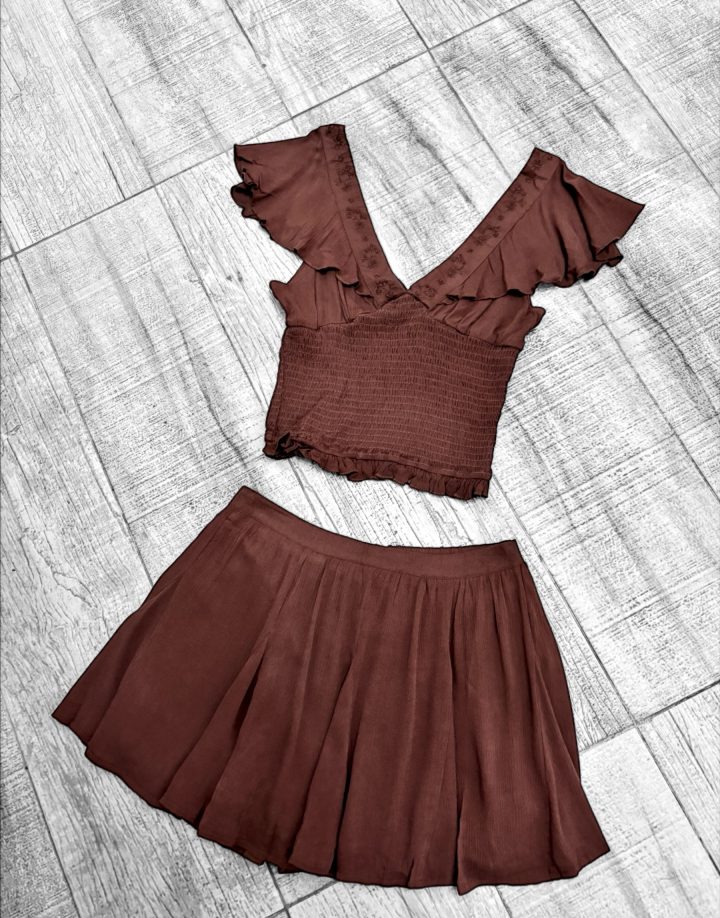 CONJUNTO SHORT POLLERA + TOP BORDADO – CHOCOLATE