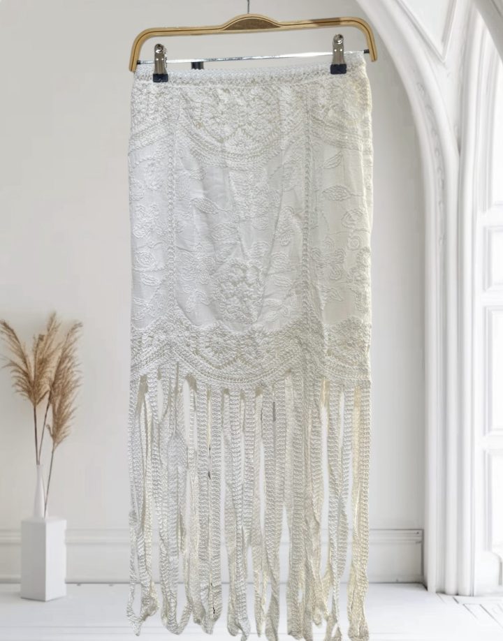 POLLERA CON FLECOS - COS 0014